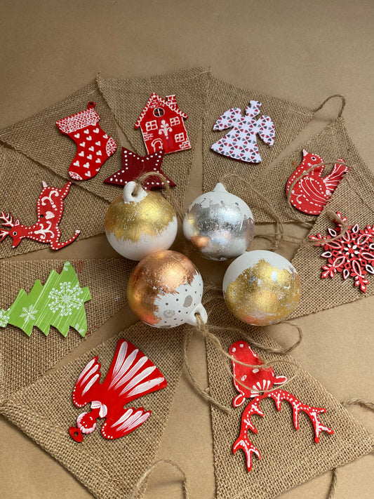 Scandi Inspired Bunting & Glam Baubles Workshop - Friday 14th November 2025
