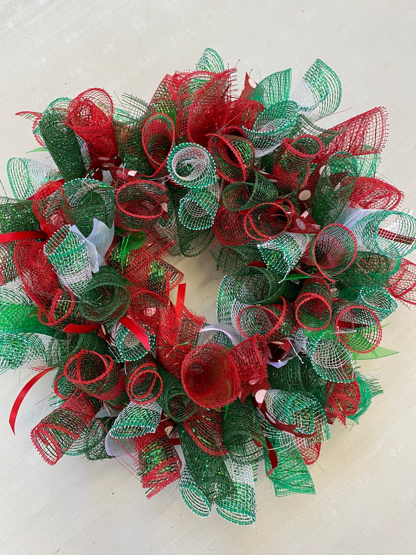 Deco Mesh & Ribbon Christmas Wreath Kit