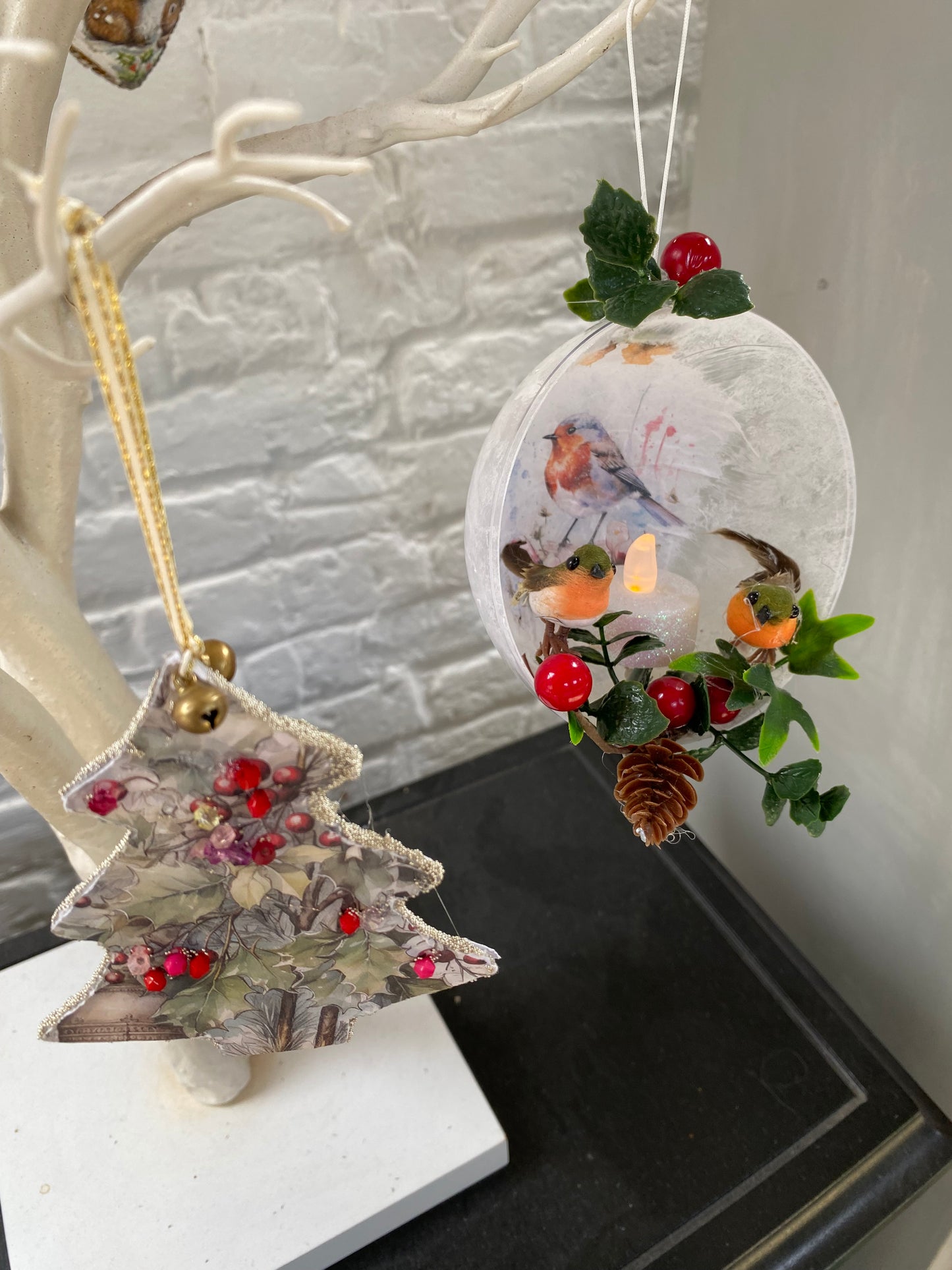 Mixed Media Christmas Baubles - Tuesday 5th November 2024