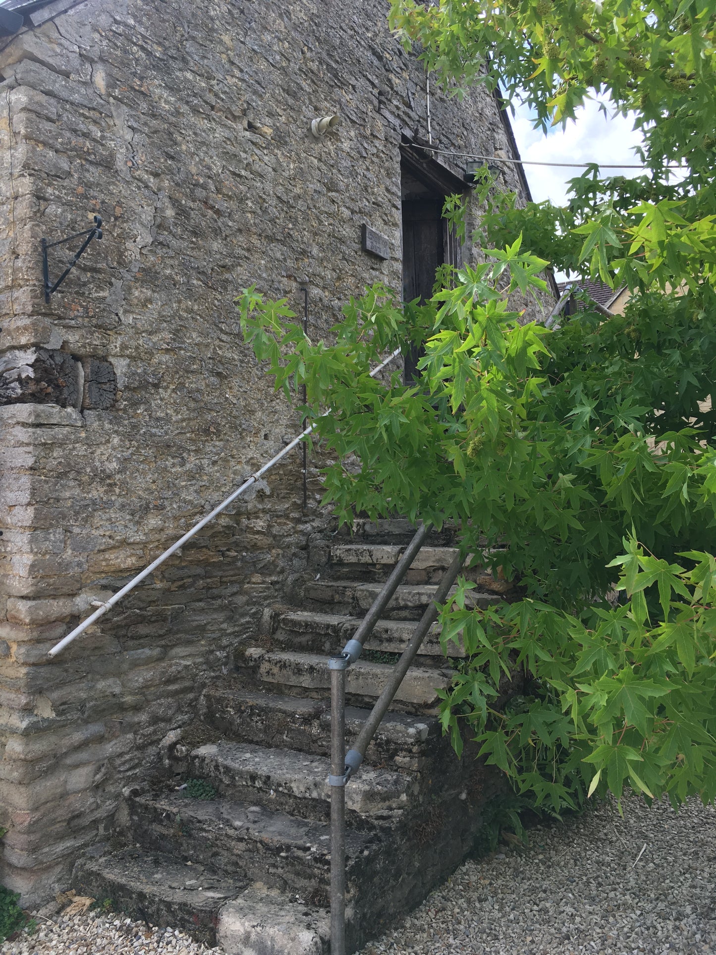 Deco Mesh & Ribbon Seasonal Wreath Workshop - Saturday 18th April 2026