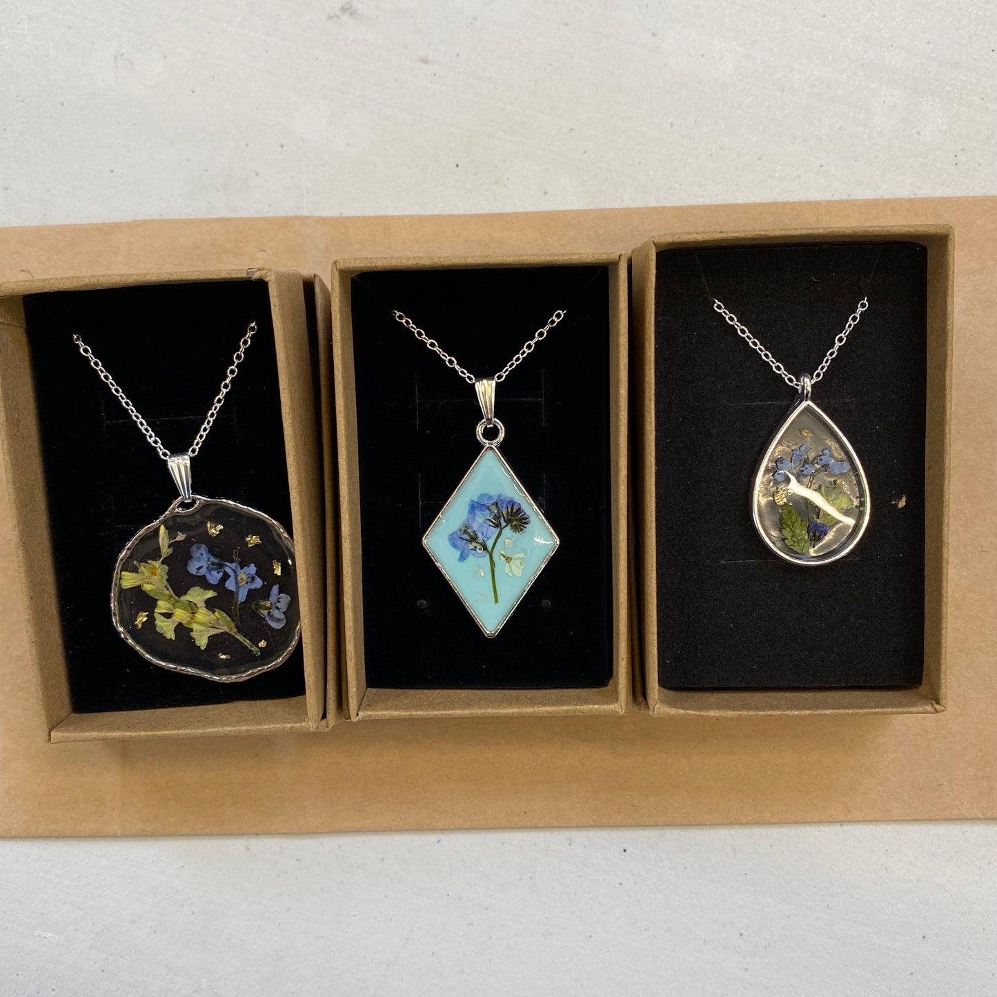 UV Resin Jewellery Workshop - Saturday 1st February 2025