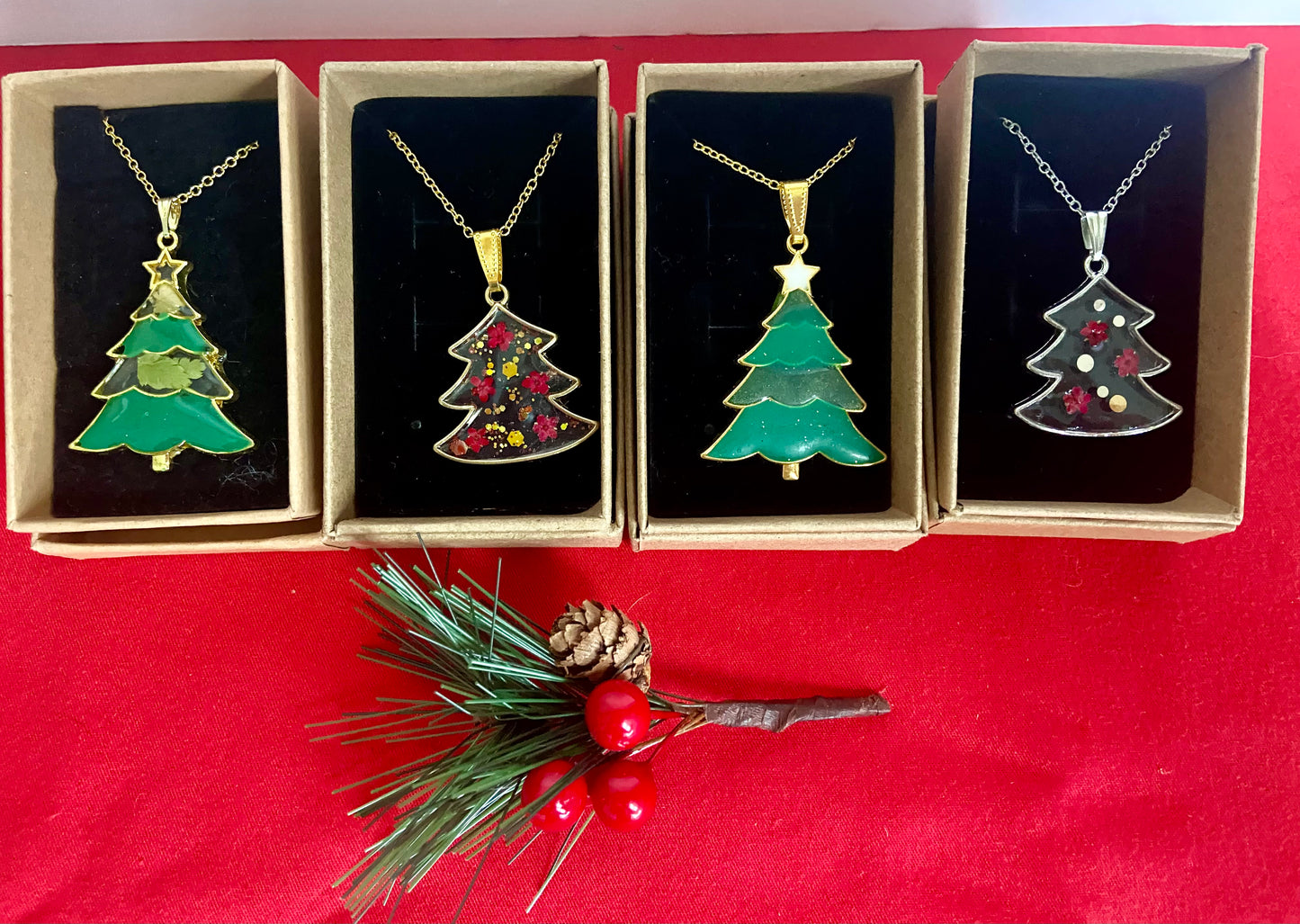 Resin Christmas Decorations, Jewellery & Gifts NEW! - Saturday 2nd November 2024