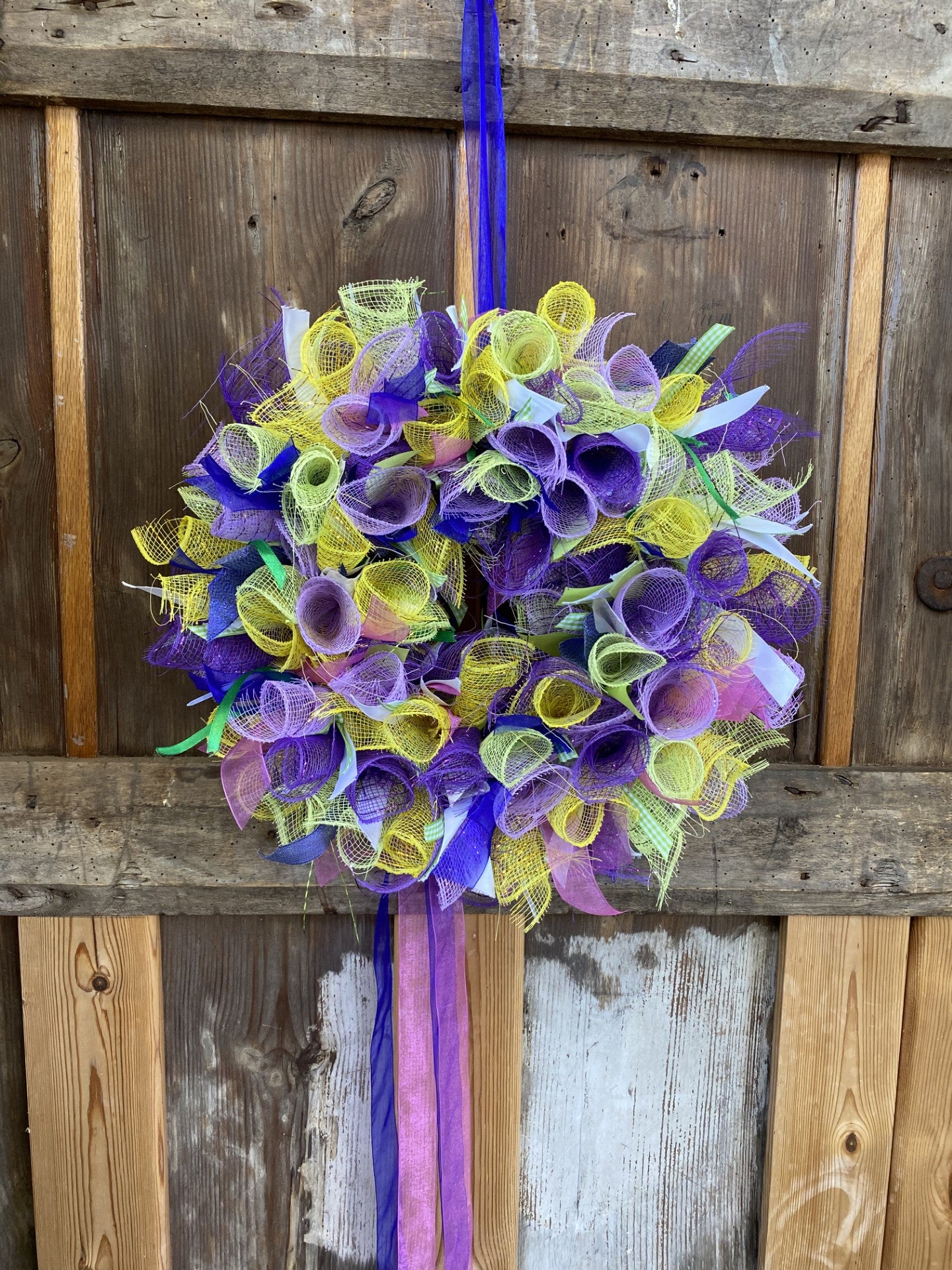 Deco Mesh & Ribbon Seasonal Wreath Workshop - Saturday 18th April 2026